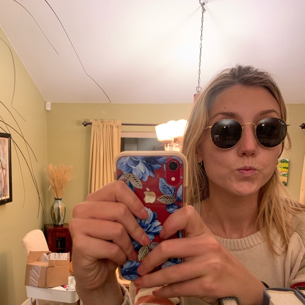 Meet your Posher, Sarah